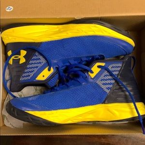 BRAND NEW UNDER ARMOR BASKETBALL SHOES
